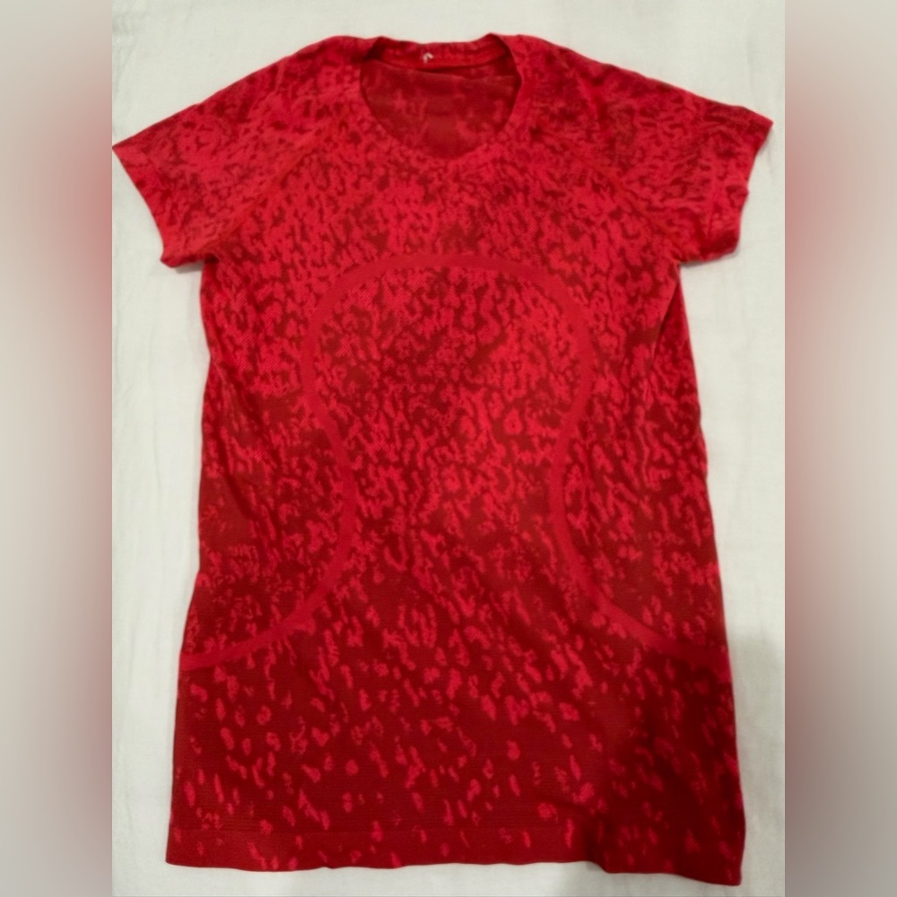 lululemon athletica Red Short Sleeve Seamless Top